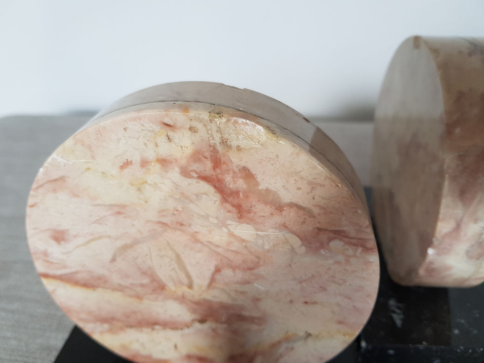Thumbnail: Circular Marble Bookends