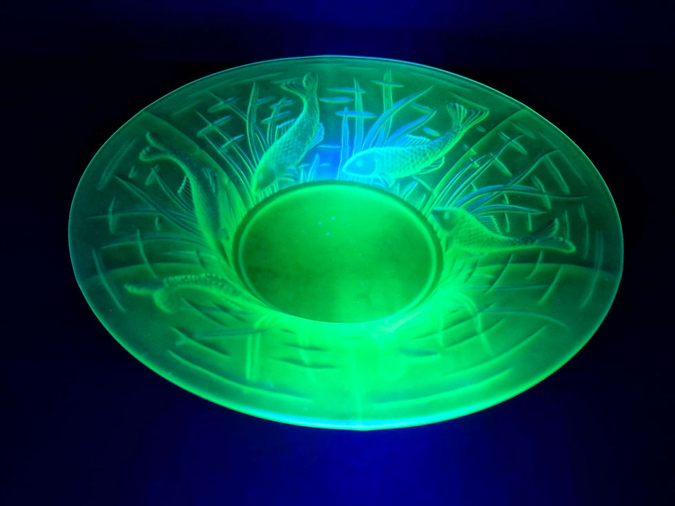 Thumbnail: Rosice Uranium Glass Fish Bowl