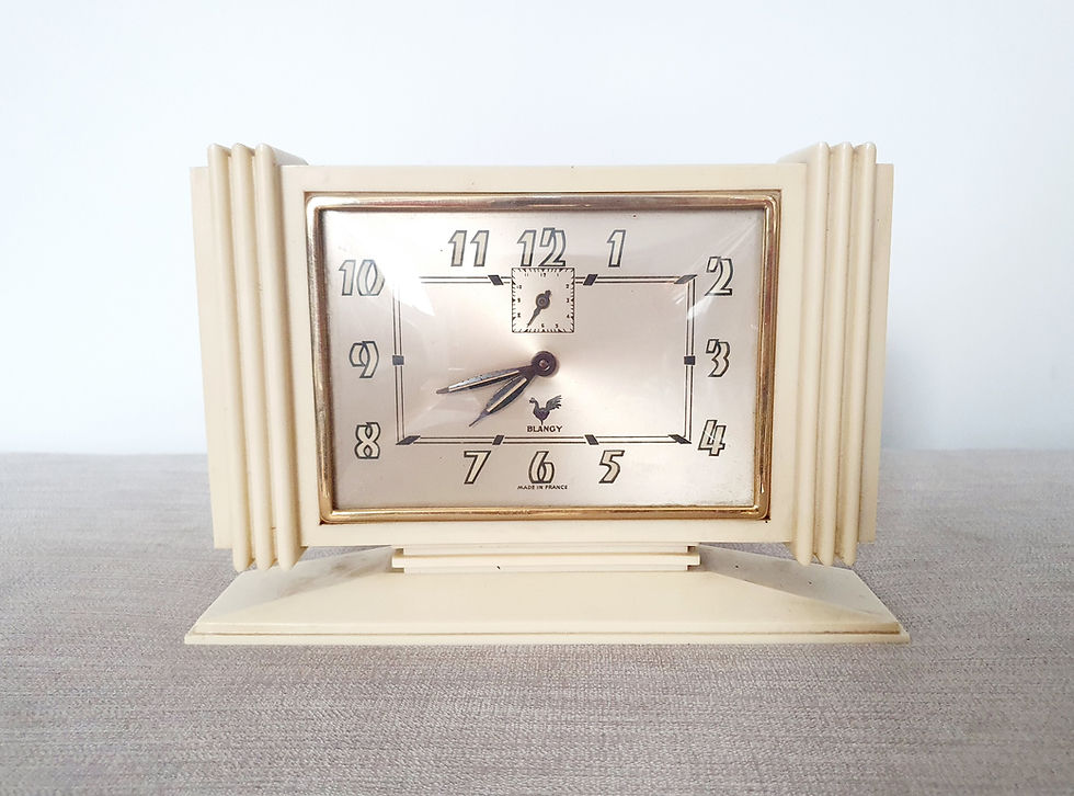 Blangy Cream Bakelite Clock