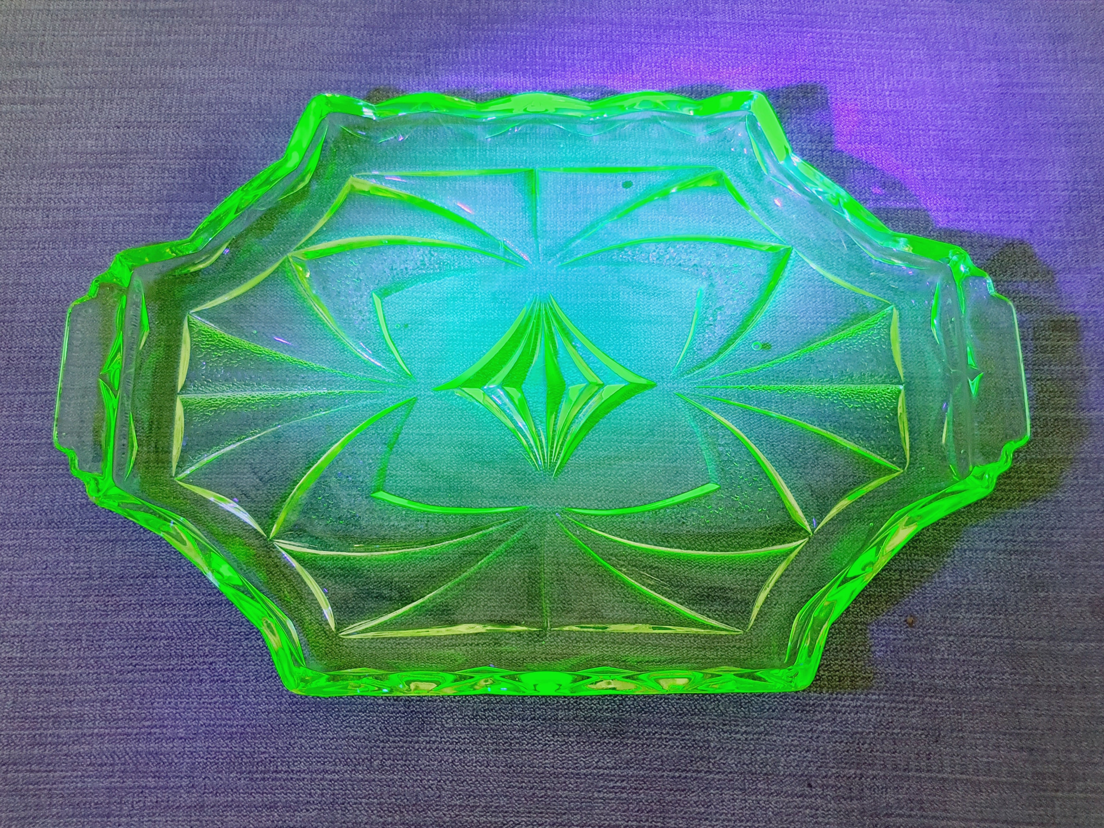 Sowerby Uranium Glass Tray