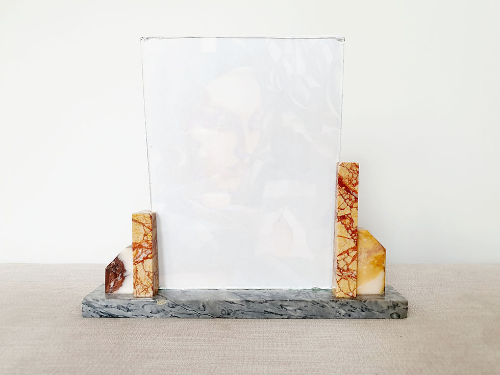 Thumbnail: Large Column Marble Photo Frame