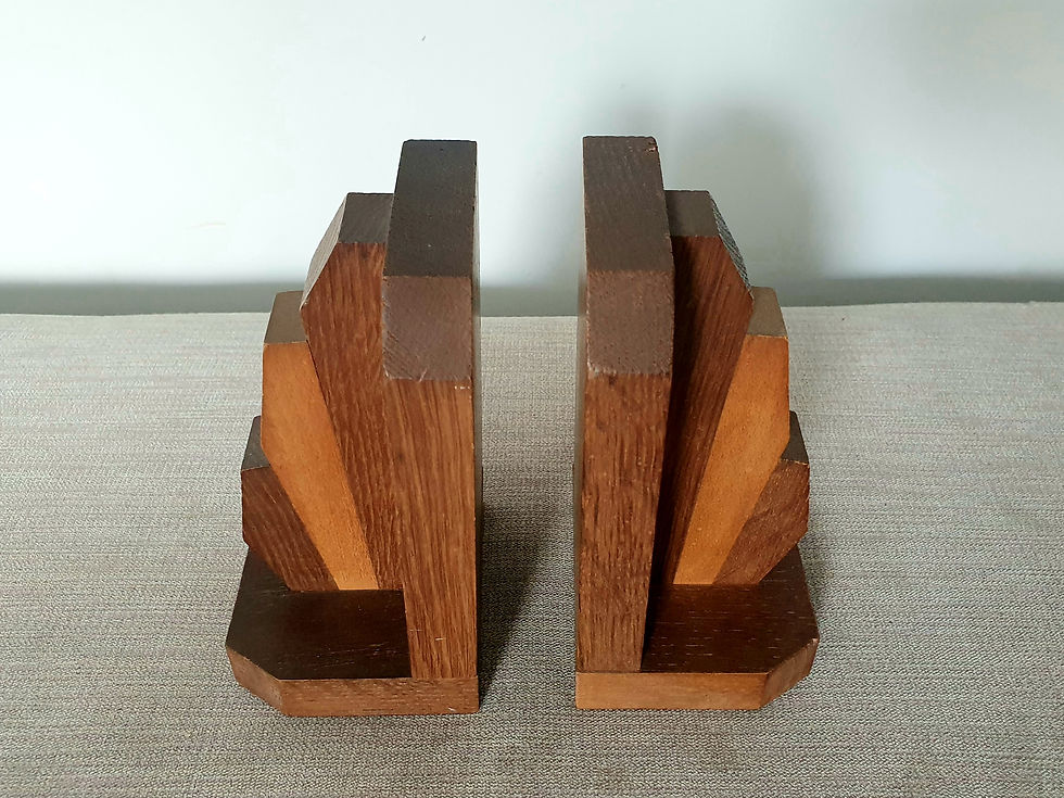 Thumbnail: Wooden Fan Bookends