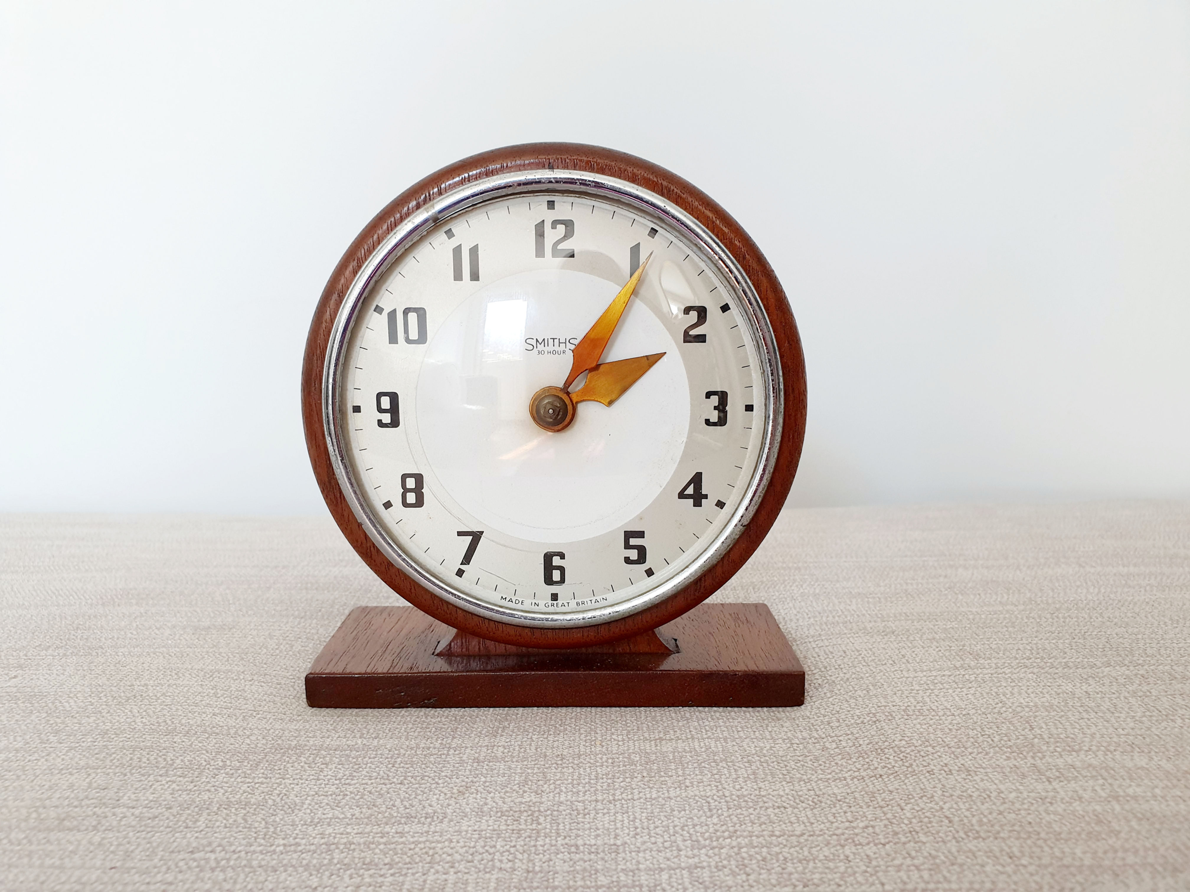 Smiths Wooden Circular Clock