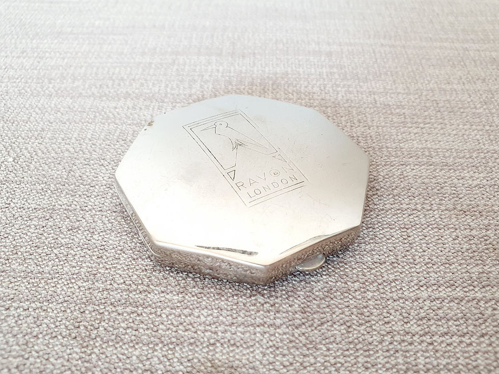 Thumbnail: Jean Ravon Octagonal Compact