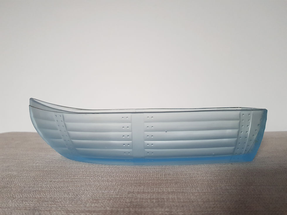 Thumbnail: Carlshutte Glass Boat