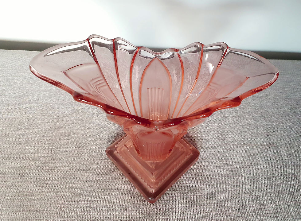 Thumbnail: Walther & Sohne Pink Greta Vase