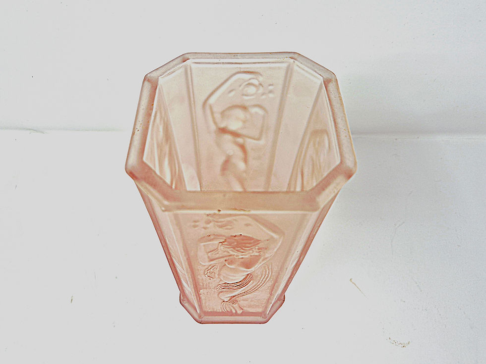 Thumbnail: Sarsaparilla Andromeda Vase