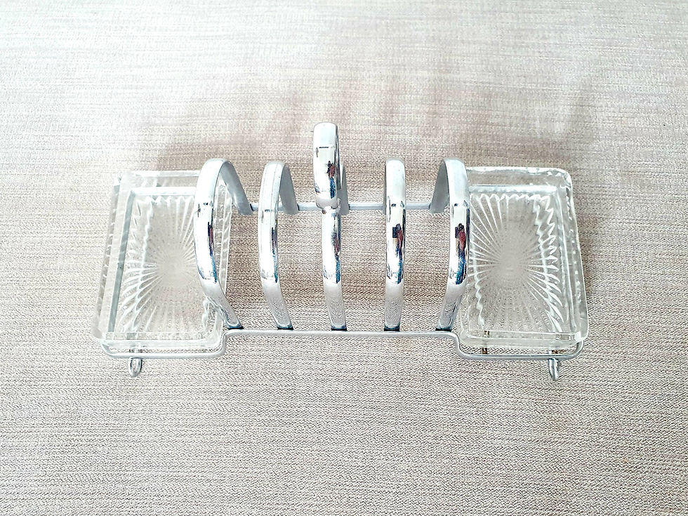 Thumbnail: Toast Rack with Double Preserve Dish