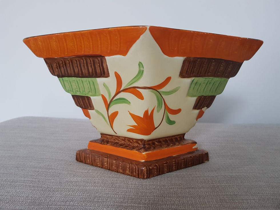 Thumbnail: Myott Diamond Planter with Frog