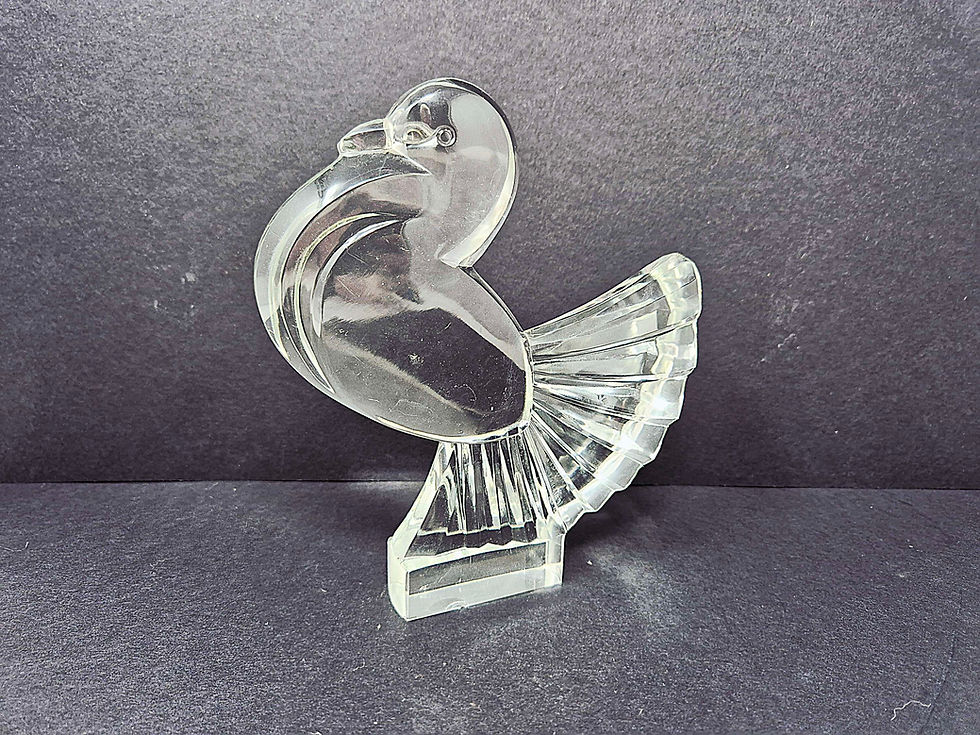 Thumbnail: Maurice Model Lead Crystal Dove