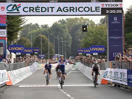 FAVRIA - A BAGIOLI il GRAN PIEMONTE , sventola il TRICOLORE .