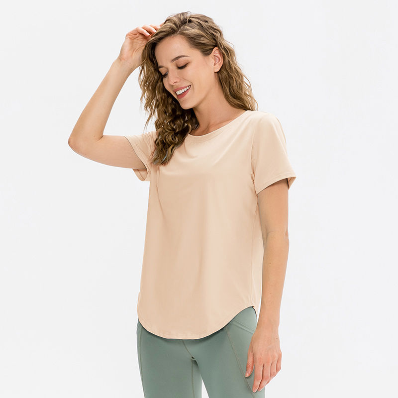 Camiseta Esportiva Feminina Lisa Larga – Casual e Academia
Blusa Dry Fit solti