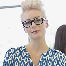 Femme avec chemise Patterned