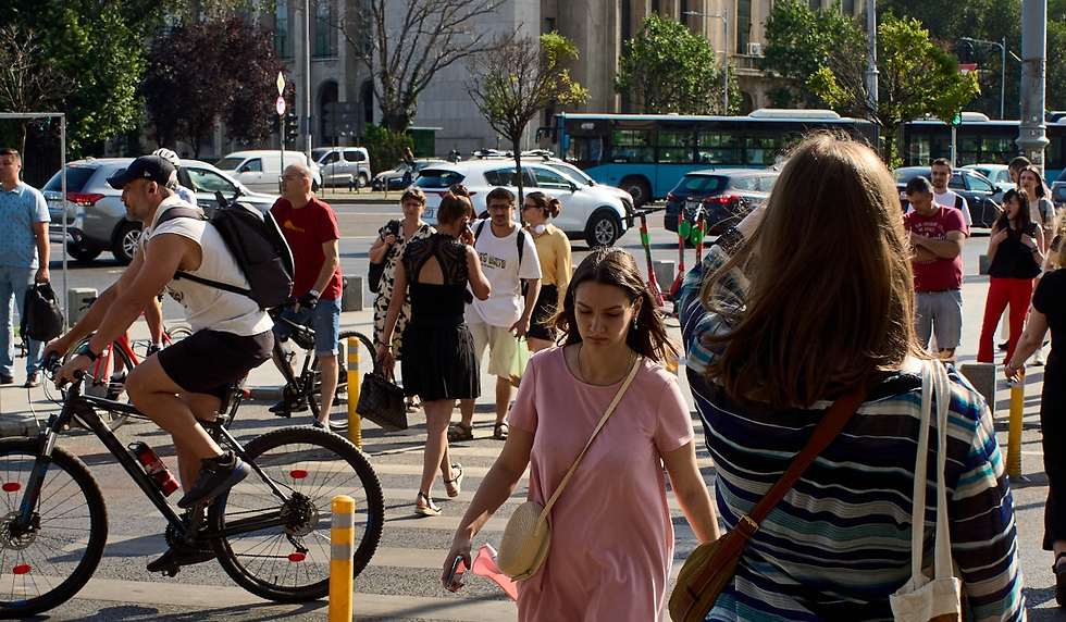 Income Stacking Economy: Romanians Are Working More to Maintain Stability