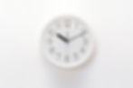 Weiße Wanduhr