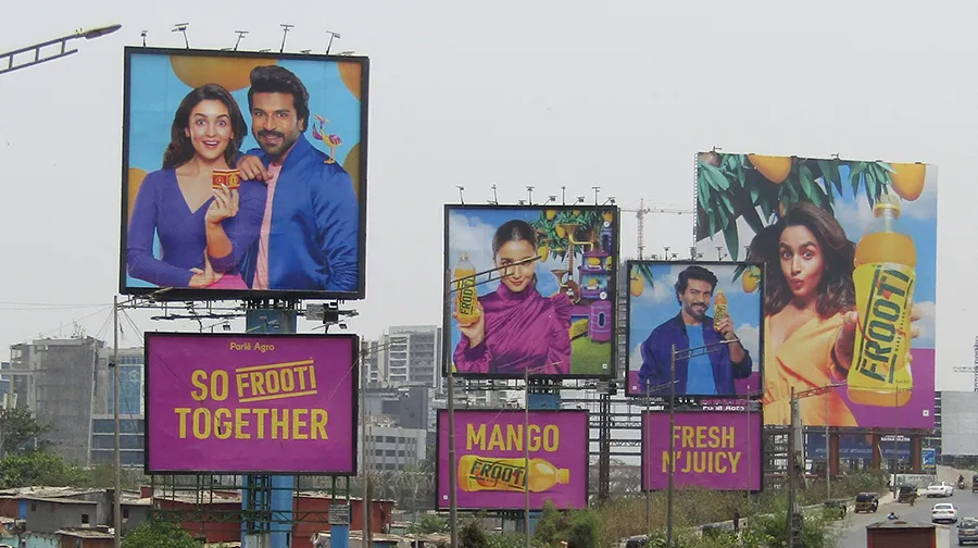 hoarding advertising