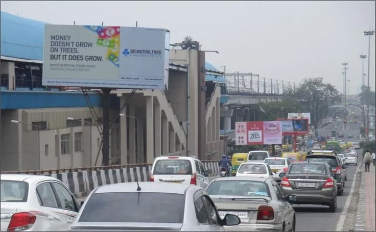 hoarding advertising in india