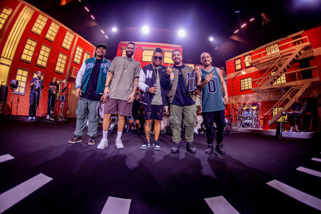 Akatu ultrapassa a marca de 4 milhões de views com o hit "Chá de Cama"