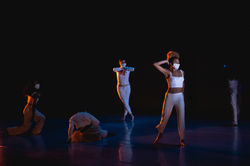 Omni: Passage Upstream