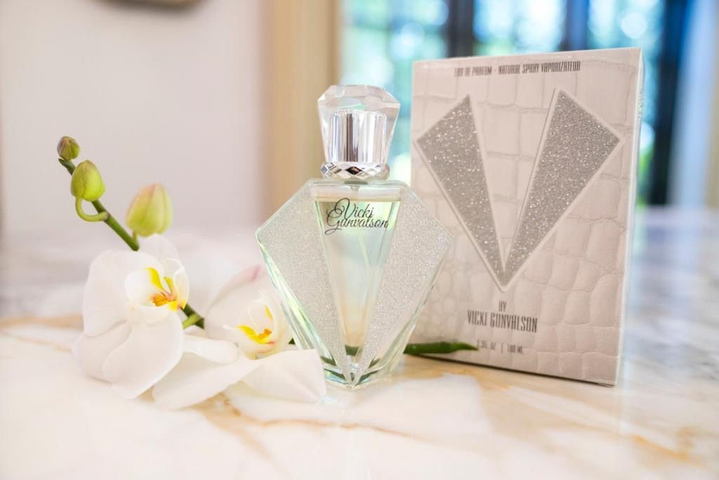 V by vicki perfume