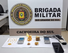 Força Tática apreende crack, balanças e simulacro durante ação no bairro Vila Nova