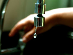 Corsan/Aegea informa que abastecimento de água em oito bairros deve ser restabelecido até final da tarde