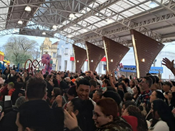 Rua Coberta fica lotada de crianças durante o 1º Brinca Fest em Cachoeira do Sul