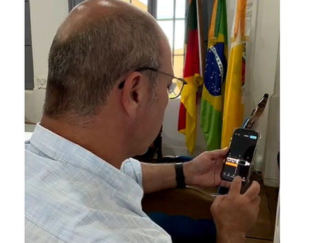 MP arquiva denúncia da vereadora Mariana Carlos contra prefeito Balardin por uso de redes sociais