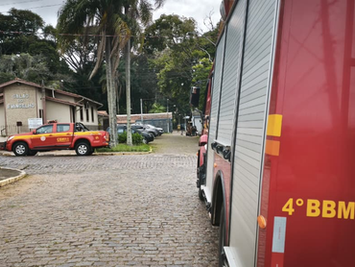Princípio de incêndio atinge oficina de manutenção do zoológico em Cachoeira do Sul