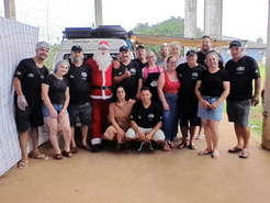 Air Cooled Club distribui mais de 300 brinquedos no Natal Solidário do Bairro Noêmia
