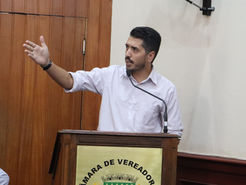 Câmara aprova projetos para apoiar mulheres vítimas de violência e mães atípicas