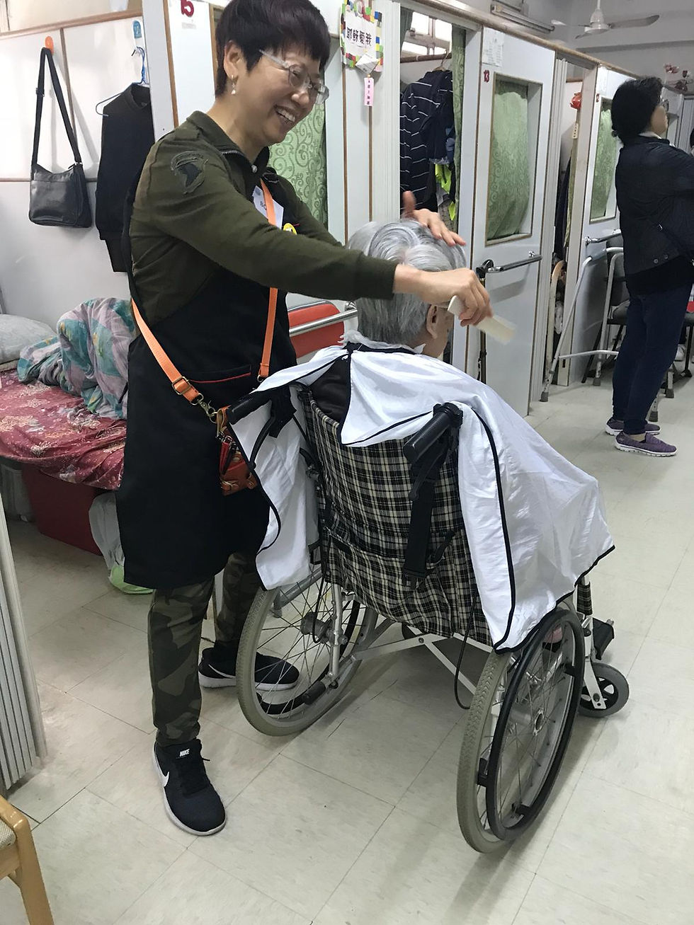 義剪服務   (義剪師招募)