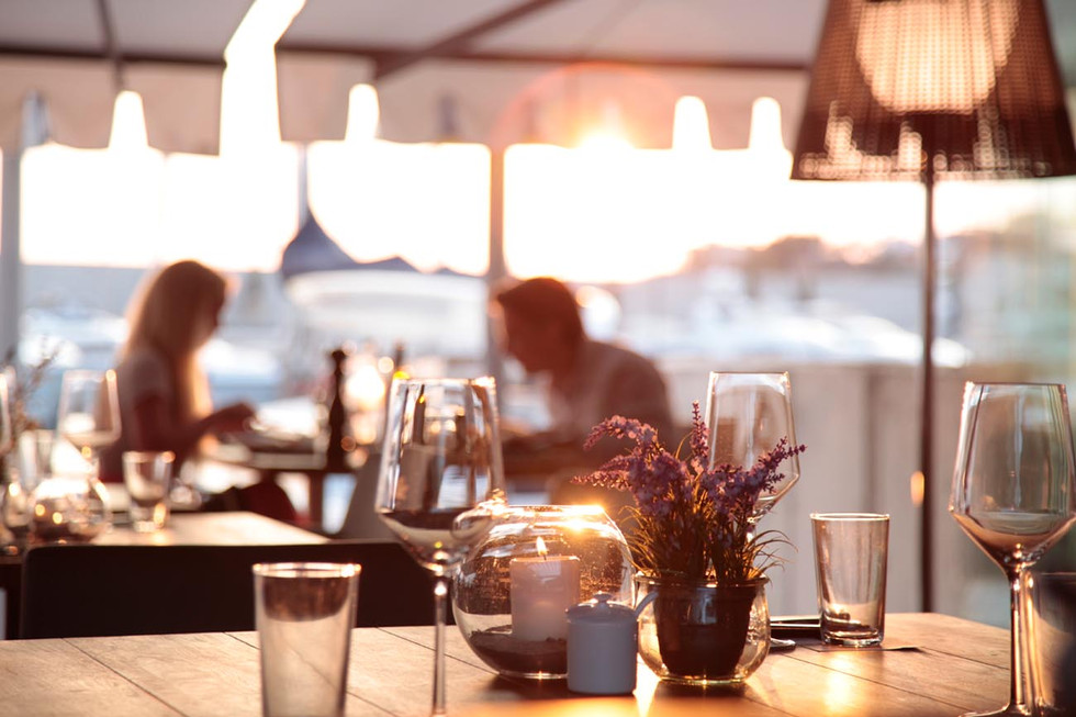 FANCY RESTAURANT