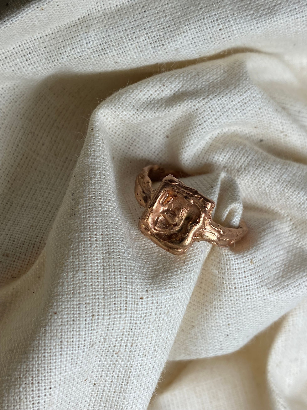Thumbnail: The Marquee Ring