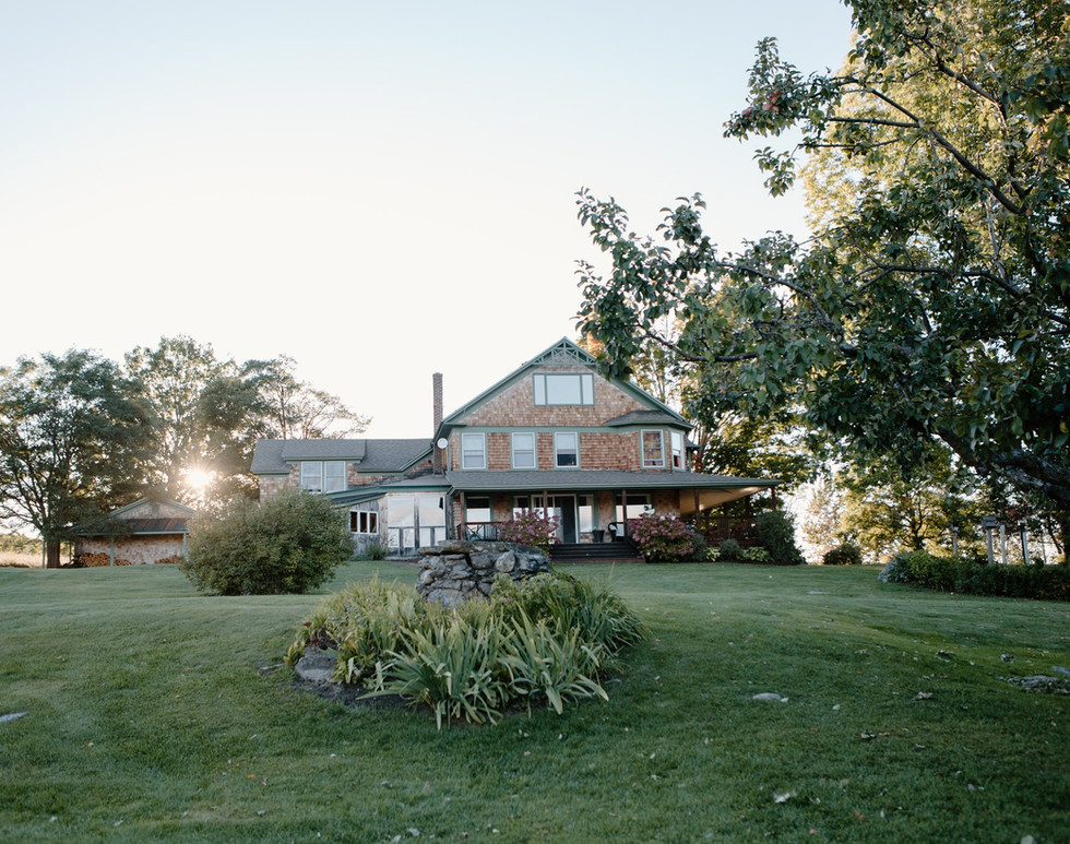 toad hill farm house wedding danica b photo.jpeg
