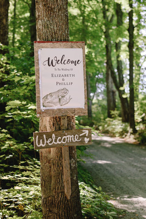welcome sign mikhair glabets photo toad hill farm.jpeg