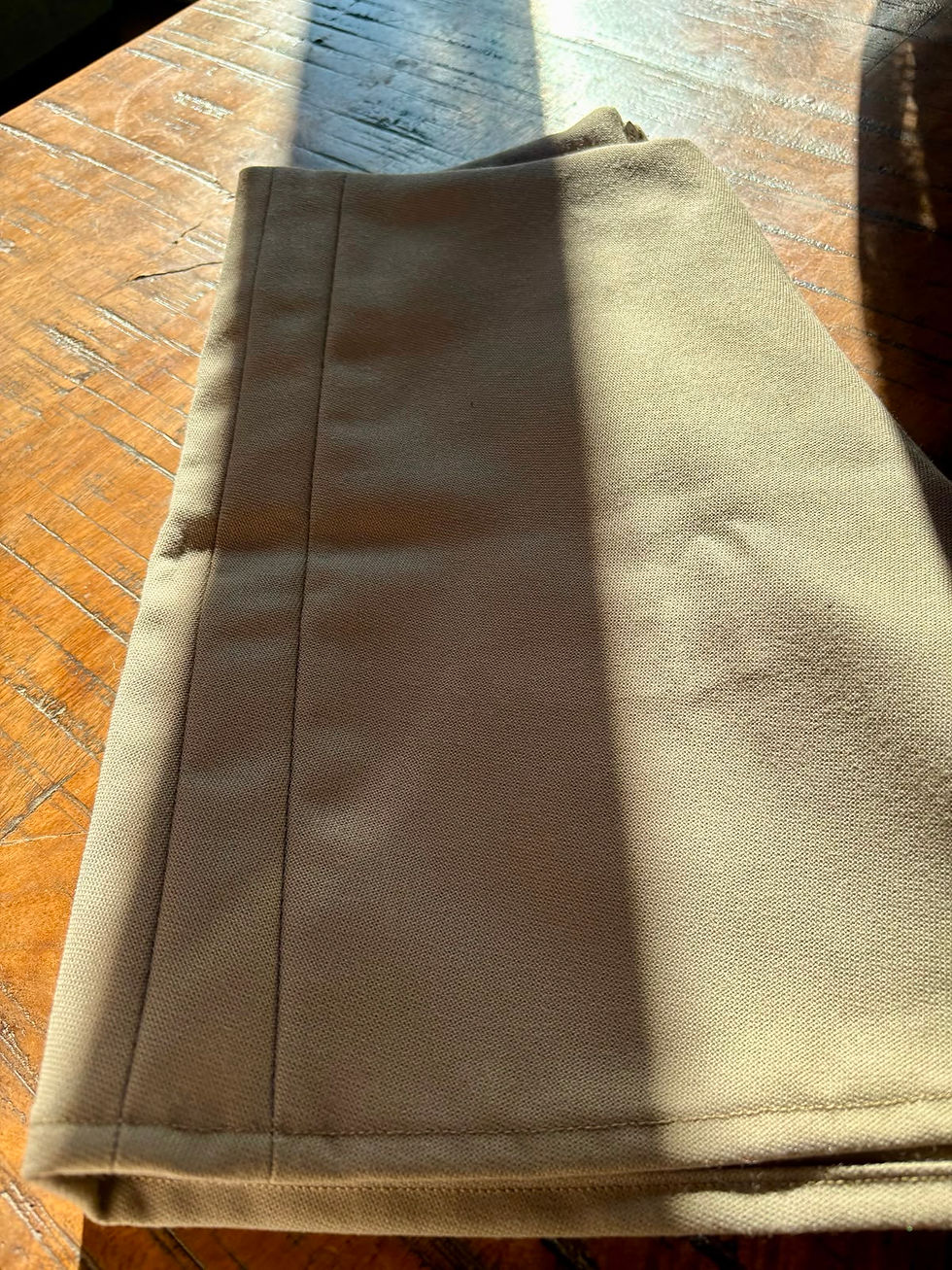 Short Foeniculum beige