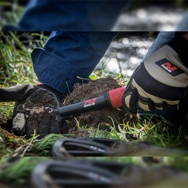 Thumbnail: Minelab Pro-Find 40 Pinpointer