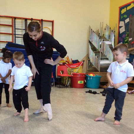 Social Media and Dance Performance