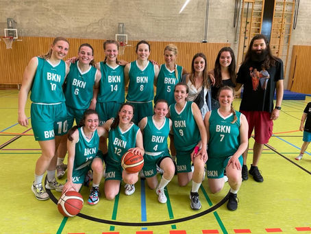 Damen 1 steigen in die Oberliga auf