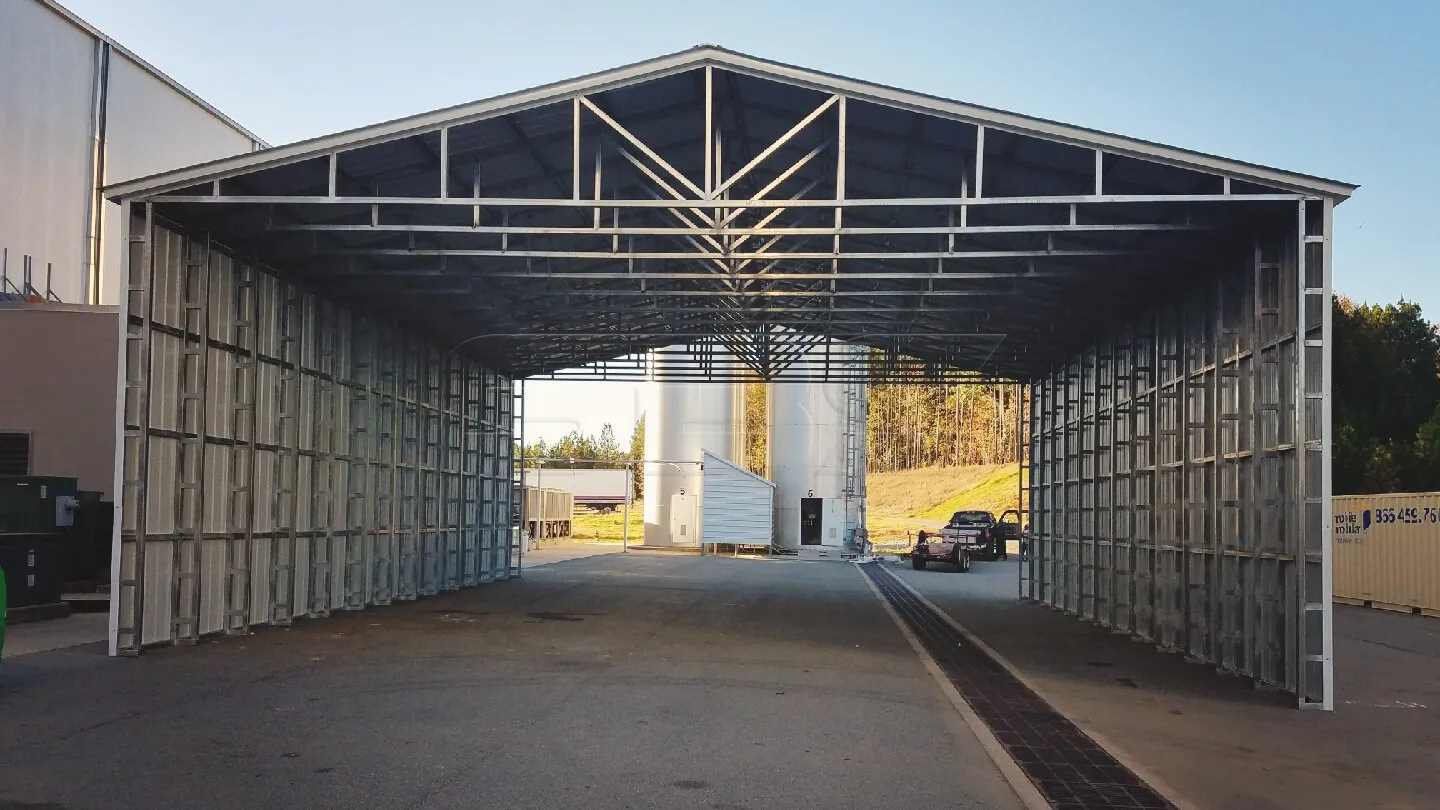 What is the cheapest foundation for a metal building?