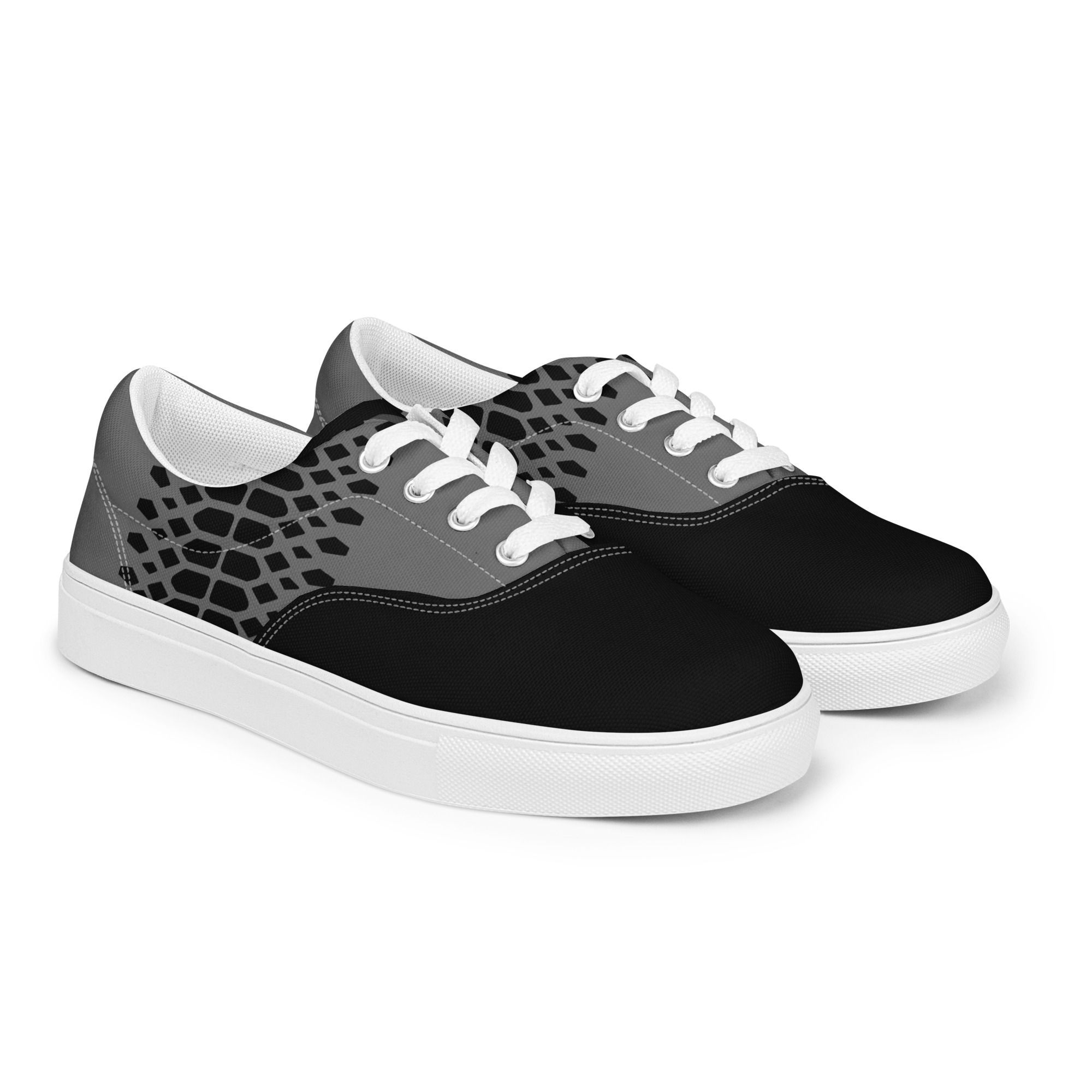 Lace-up canvas shoes