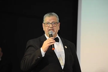 Poderoso Irmão Fausto Rosa, Secretário de Eventos do GOISP, encerrando evento do Dia do Maçom 2019 (Foto: Alexandre Sone - DI GOISP)