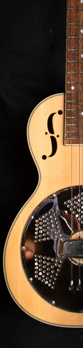 Sound Smith resinator Ukulele with Worth strings