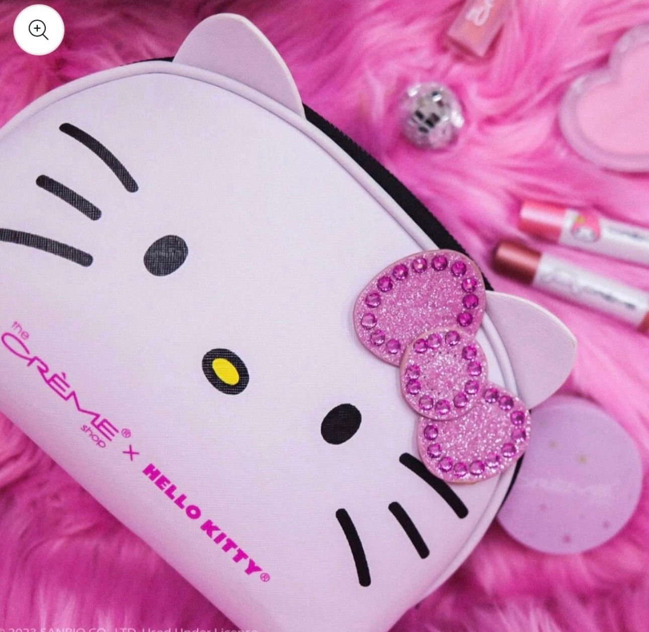 Crème x Hello Kitty makeup bag