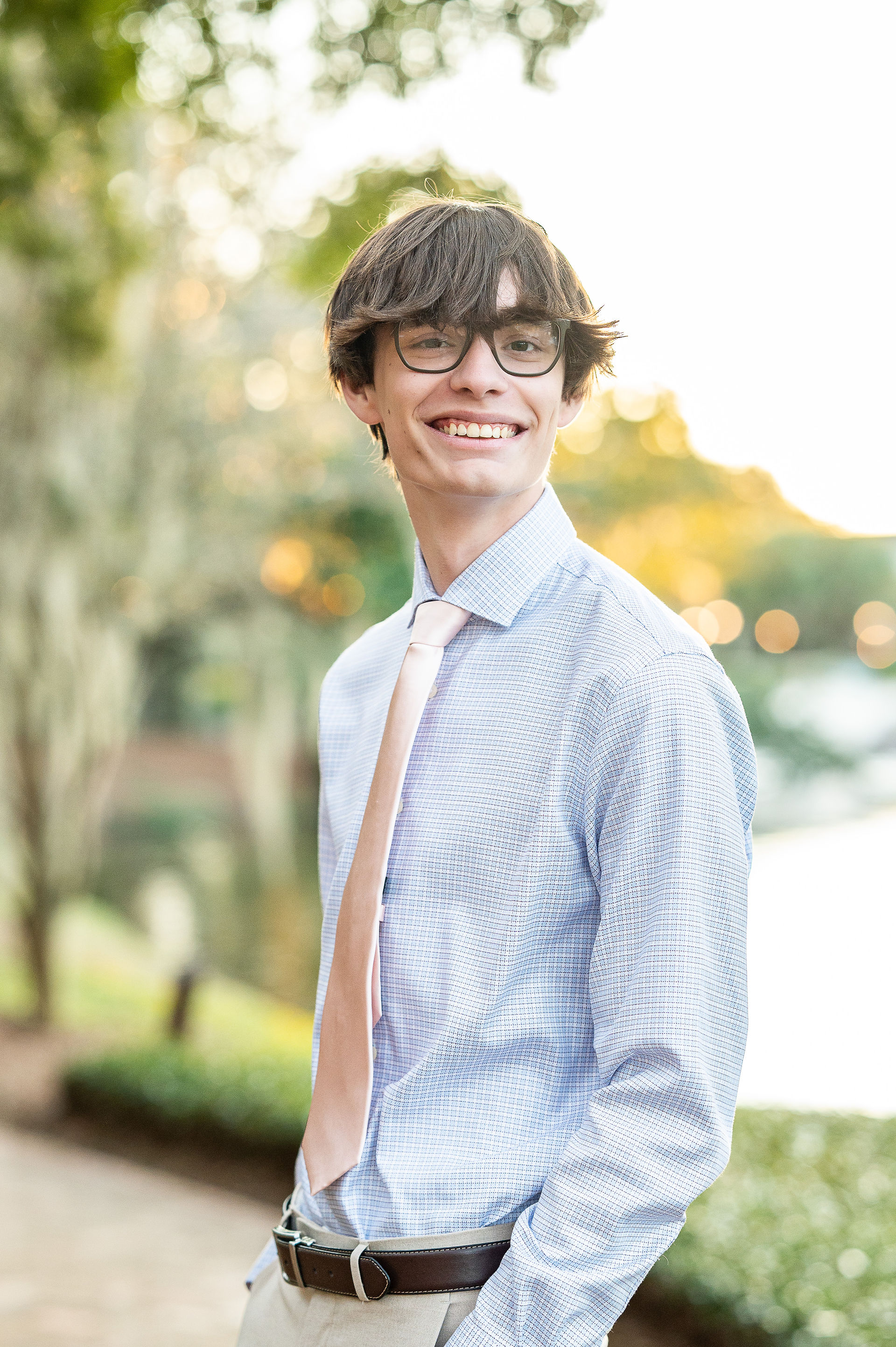 Senior portraits at the Grand Hotel in Fairhope Alabama for Daphne High School senior