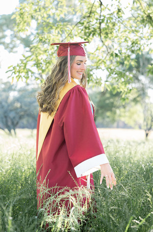 Senior Portrait Session in a field | April Grayson Photography | Mobile AL Photographer