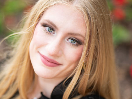 What to Expect in Your Senior Portrait Gallery