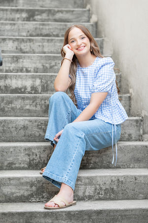 Senior Portrait Session | Fairhope, AL | April Grayson Photography