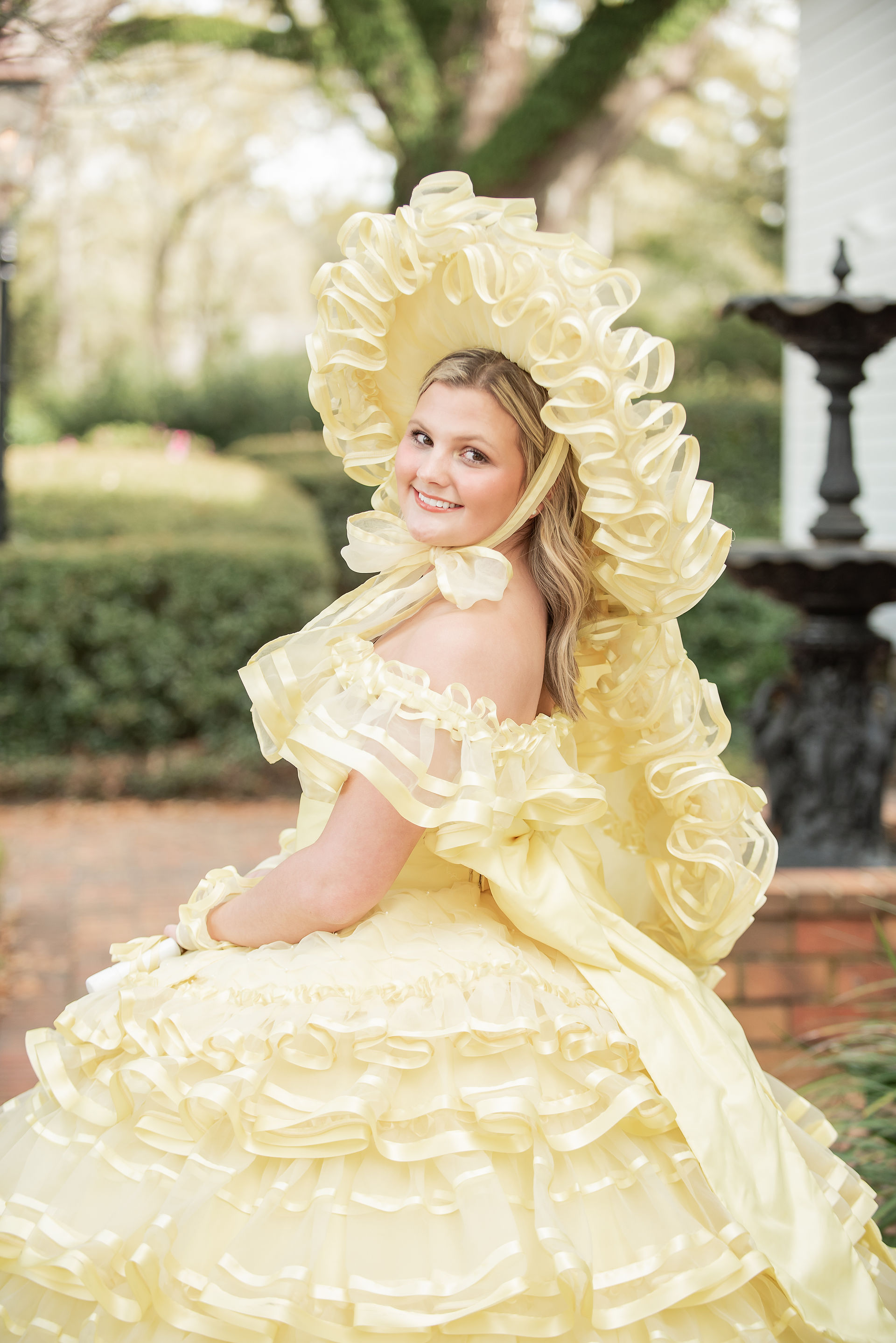 Senior Portraits | Bragg Mitchell Mansion | Mobile, AL | April Grayson Photography